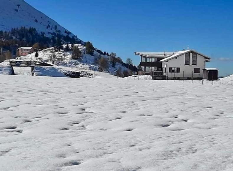La Casa Di Sara In Valsassina Introbio Exterior foto